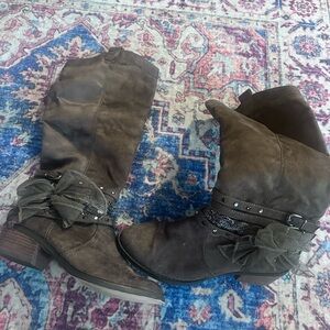 Brown Suede Women's Boots